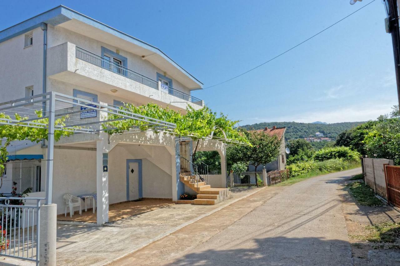 Apartments Ajla Utjeha Ngoại thất bức ảnh