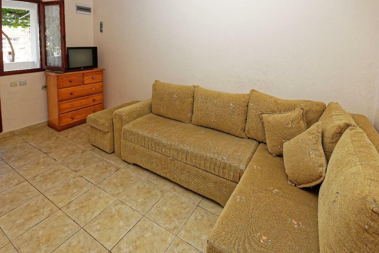 Apartments Ajla Utjeha Ngoại thất bức ảnh