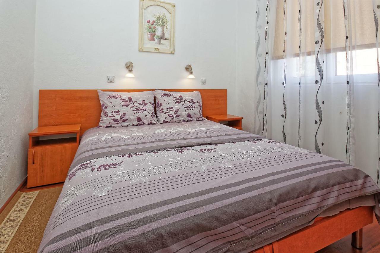 Apartments Ajla Utjeha Ngoại thất bức ảnh
