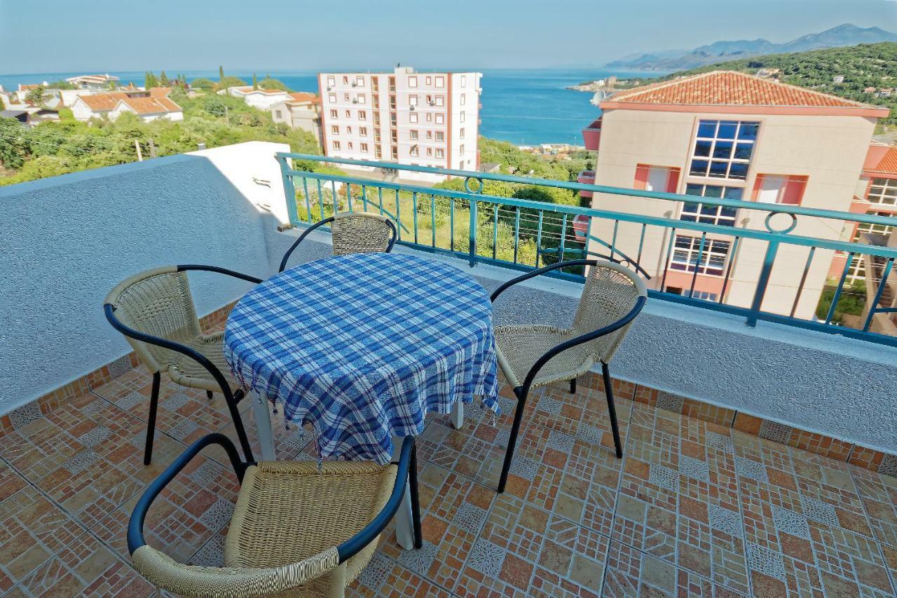 Apartments Ajla Utjeha Ngoại thất bức ảnh