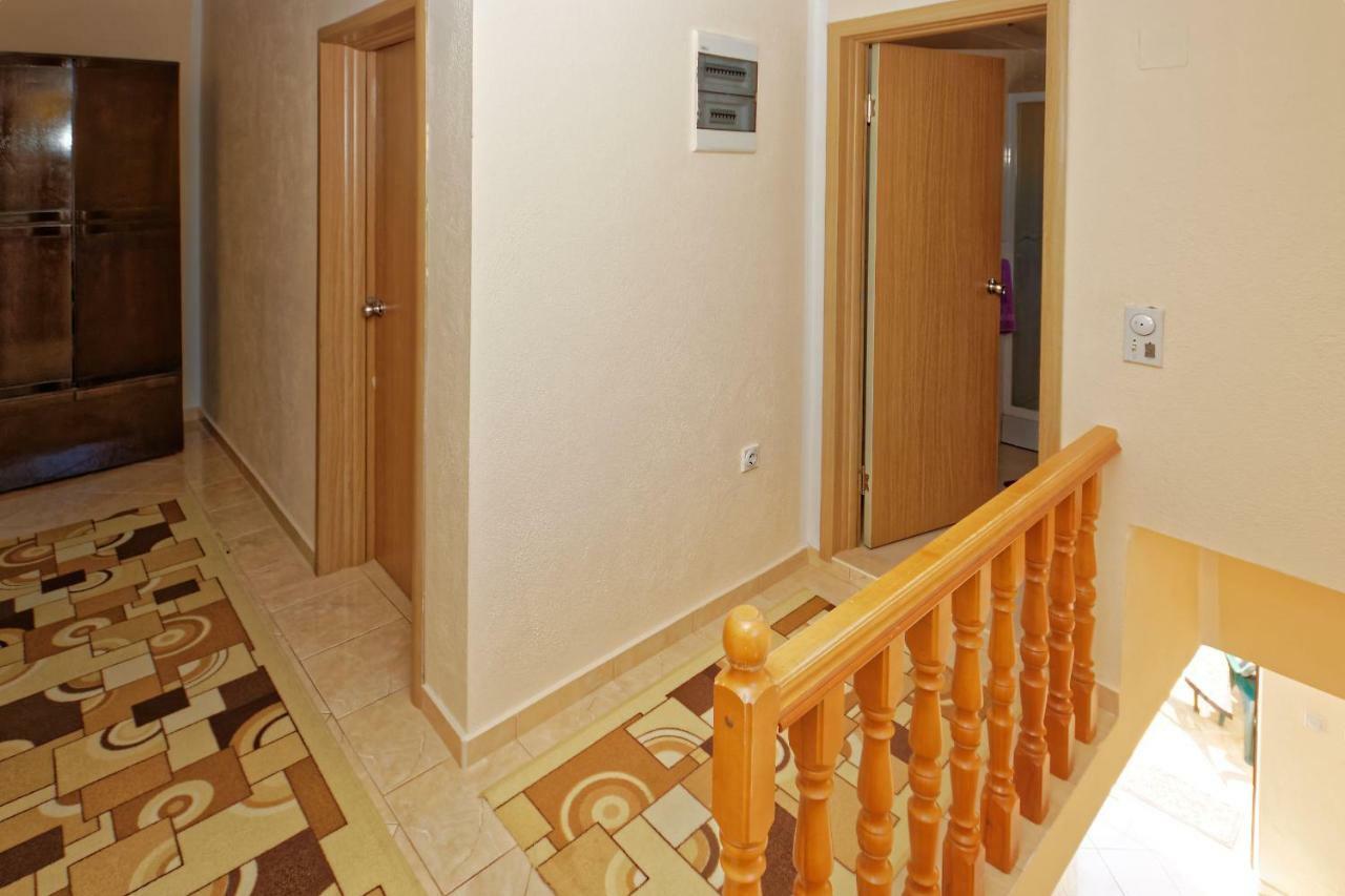 Apartments Ajla Utjeha Ngoại thất bức ảnh
