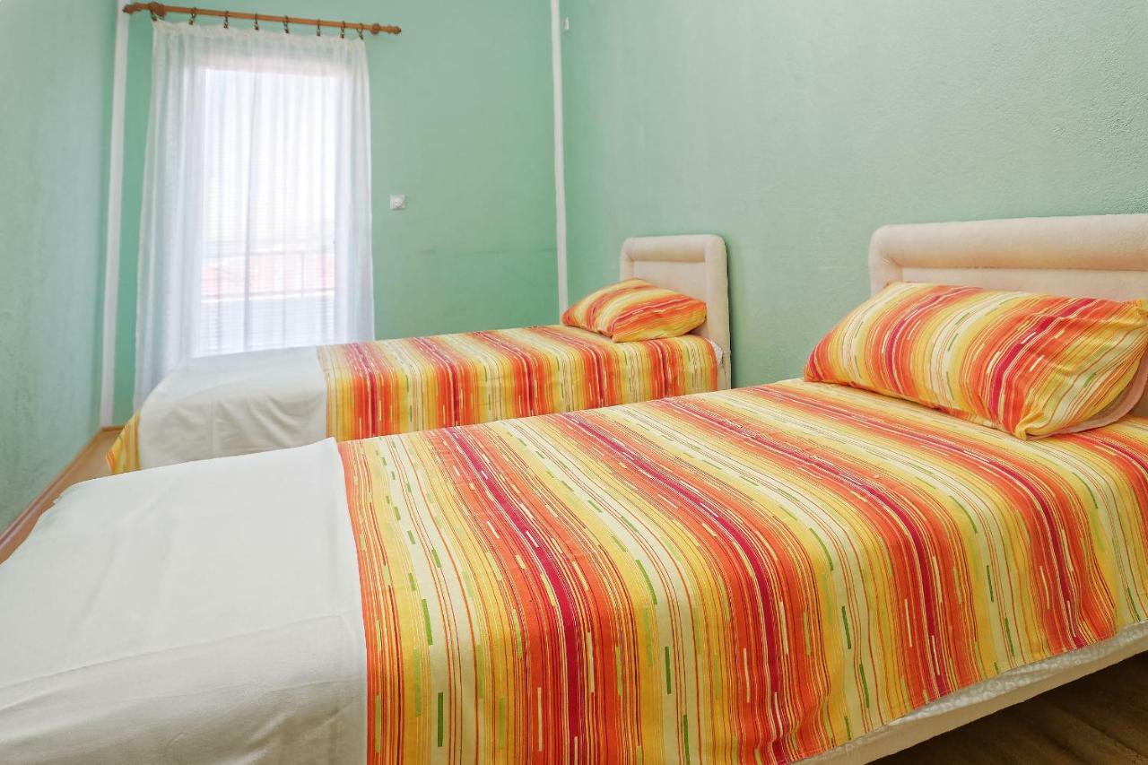 Apartments Ajla Utjeha Ngoại thất bức ảnh