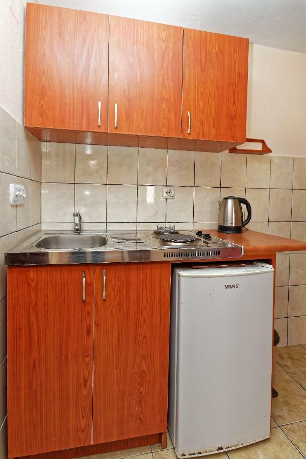 Apartments Ajla Utjeha Ngoại thất bức ảnh